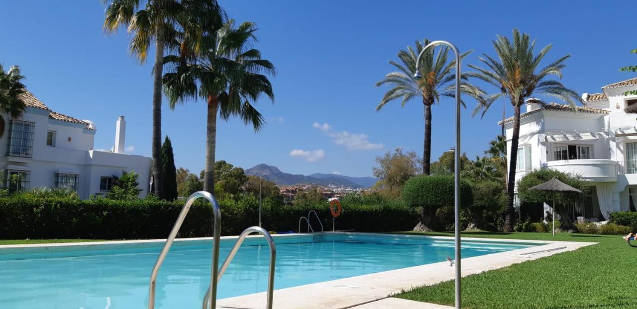 Marbella Holiday & Golf Garden Apartment Buitenkant foto
